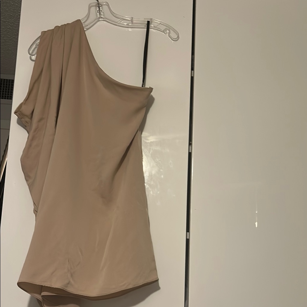 Rachel Zoe One-Shoulder Tan Top